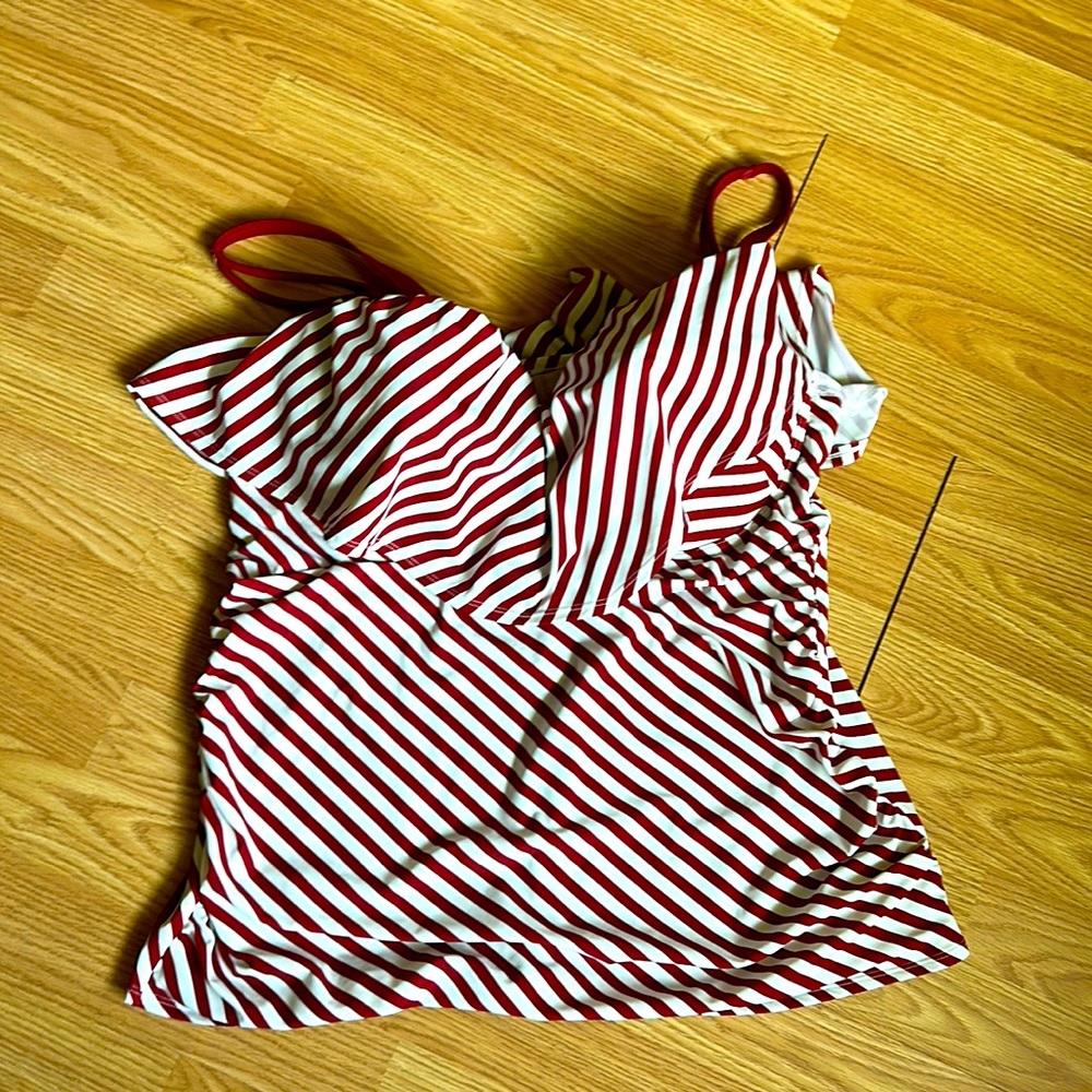 LB Cacique Swimsuit Top